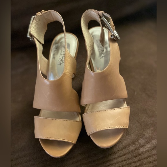 Michael Kors Platform sandal - Picture 2 of 2